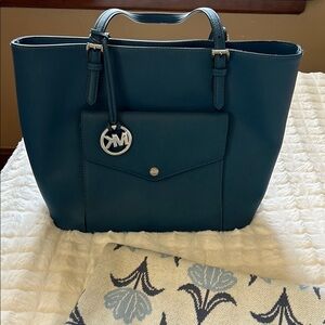 Michael Kors Jet Set Tote bag like new